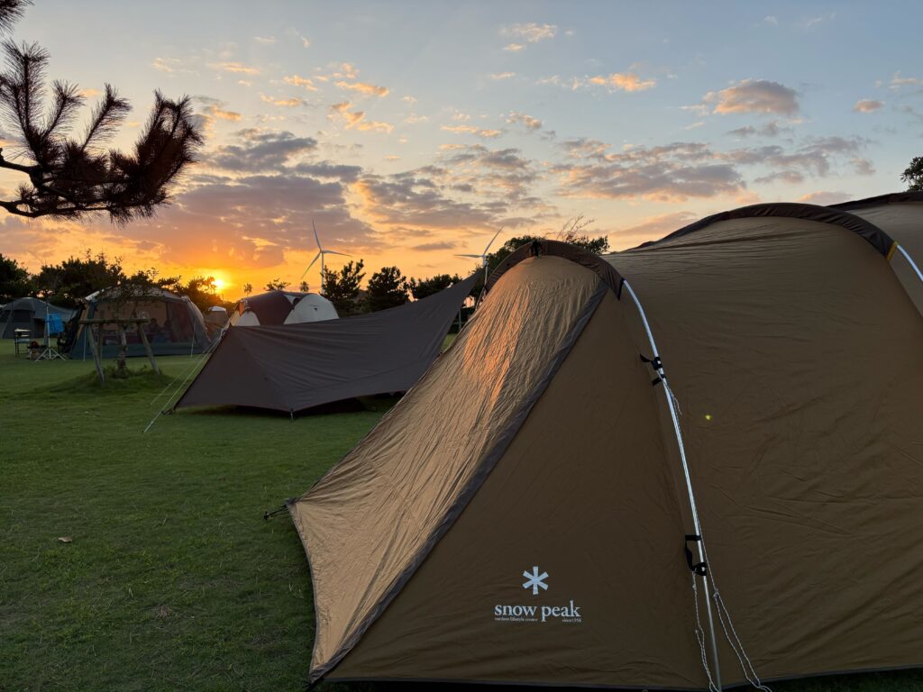 竜洋海洋公園オートキャンプ場から見た夕焼け